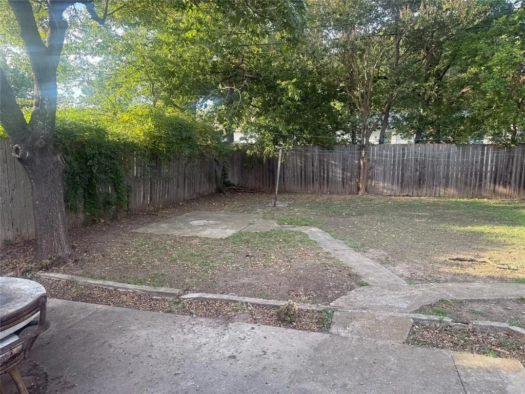 813 E Centennial Street