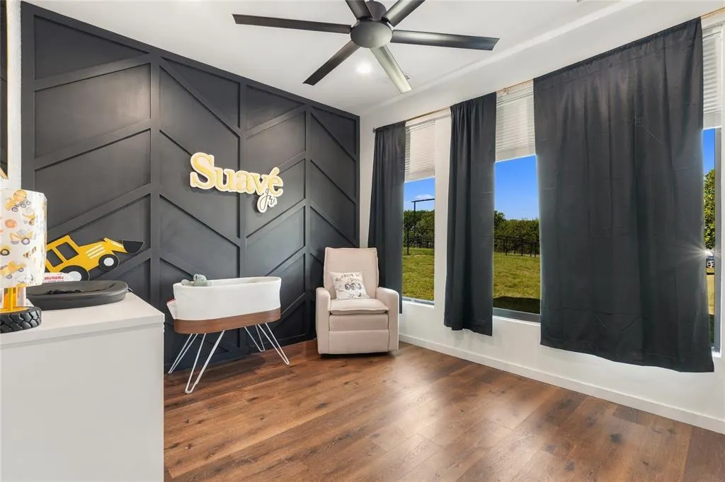 211 Hunter Pass