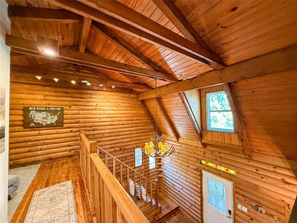 7386 Clint Ct
