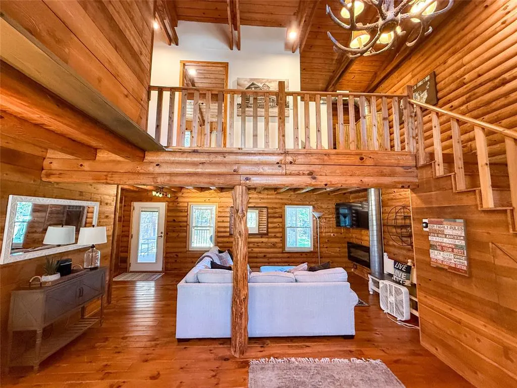7386 Clint Ct