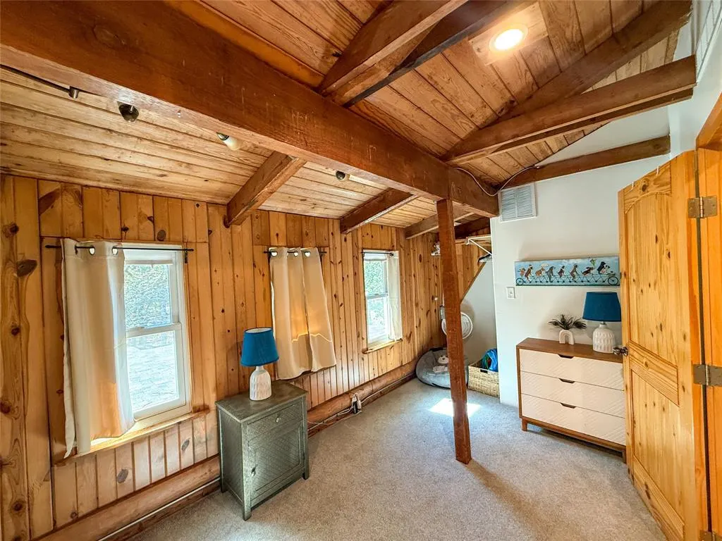 7386 Clint Ct