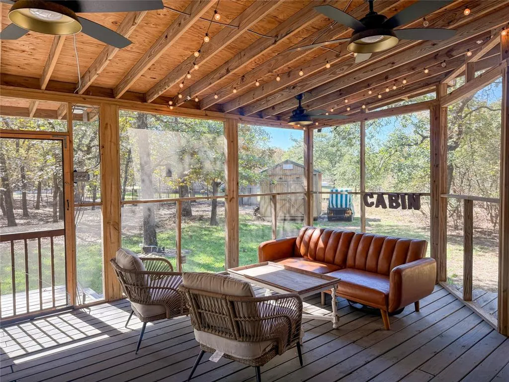 7386 Clint Ct