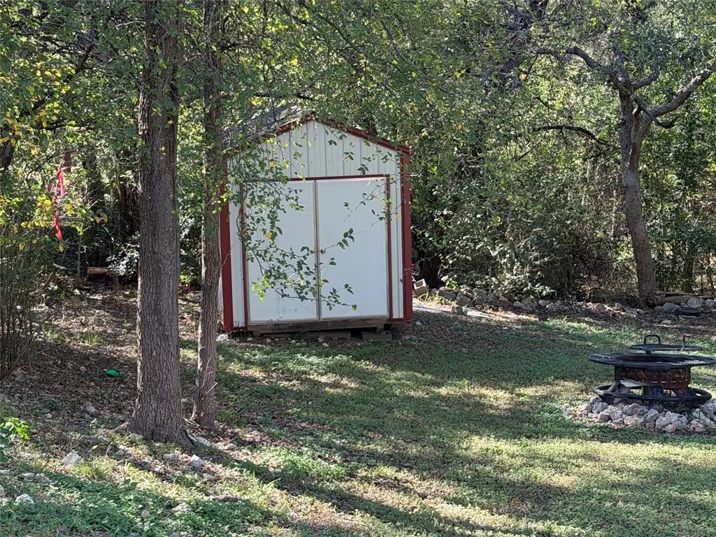 187 County Road 1806