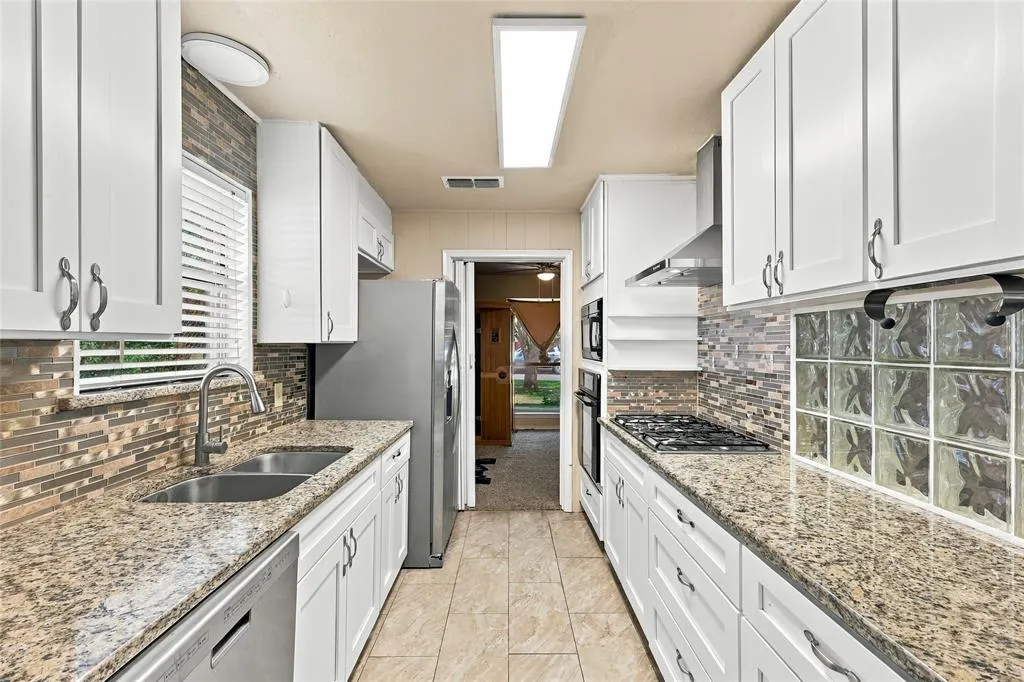 145 Hillside Lane