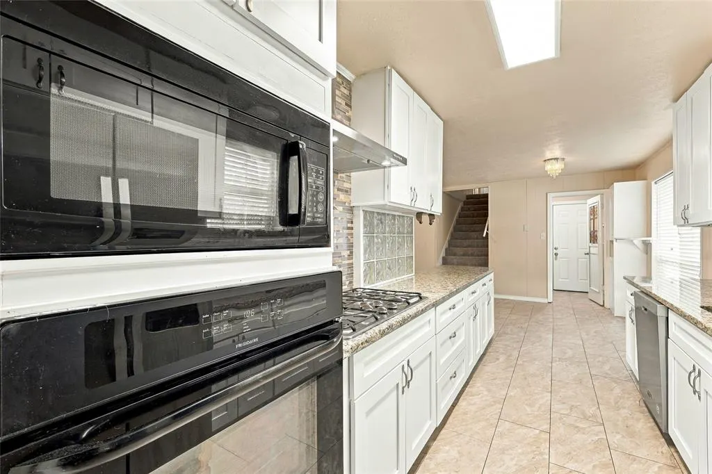 145 Hillside Lane