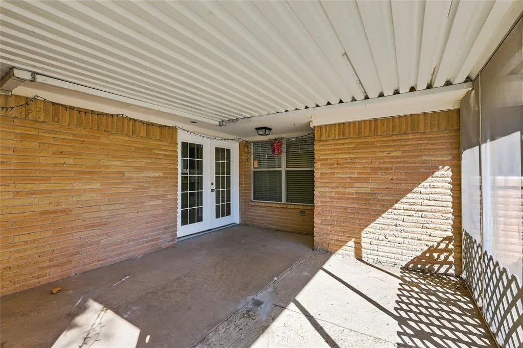 145 Hillside Lane