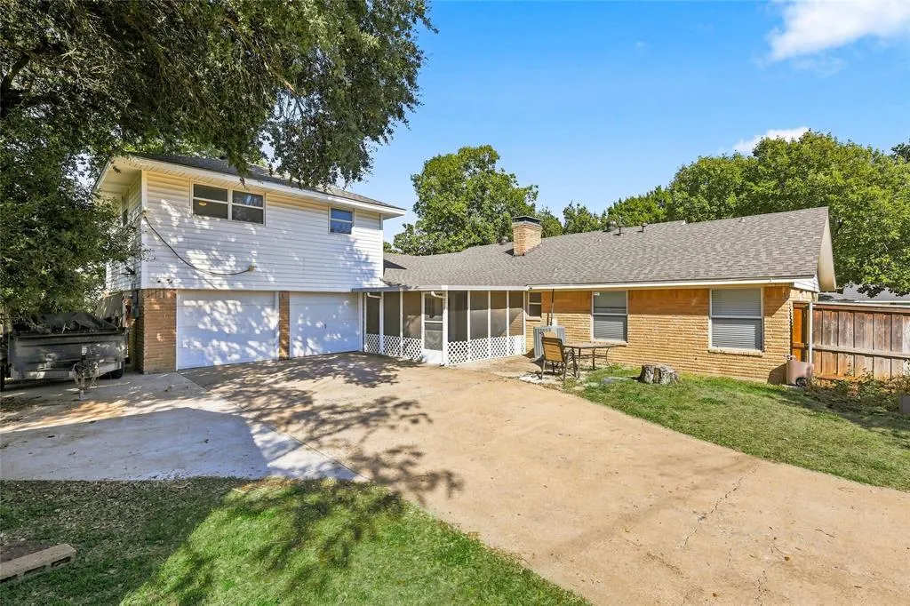 145 Hillside Lane