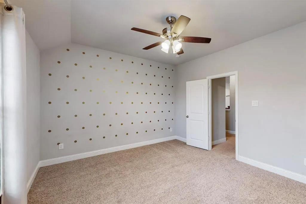 2844 Hackberry Creek Trail