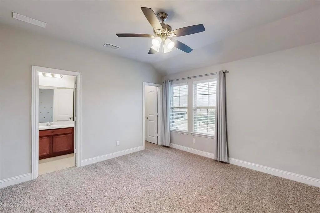 2844 Hackberry Creek Trail