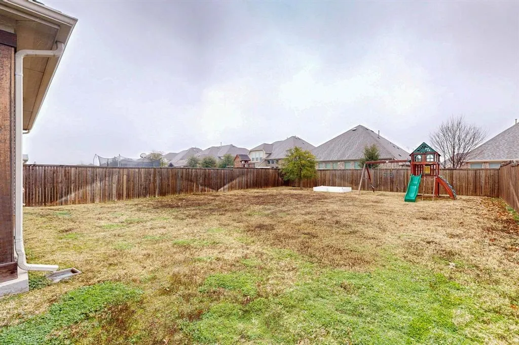 2844 Hackberry Creek Trail