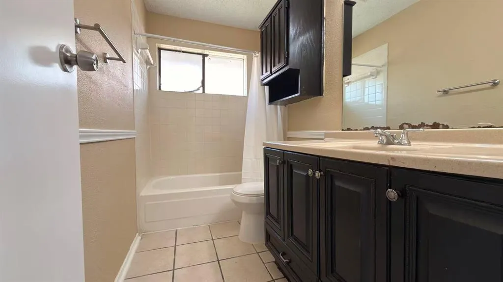 7213 Colgate Lane