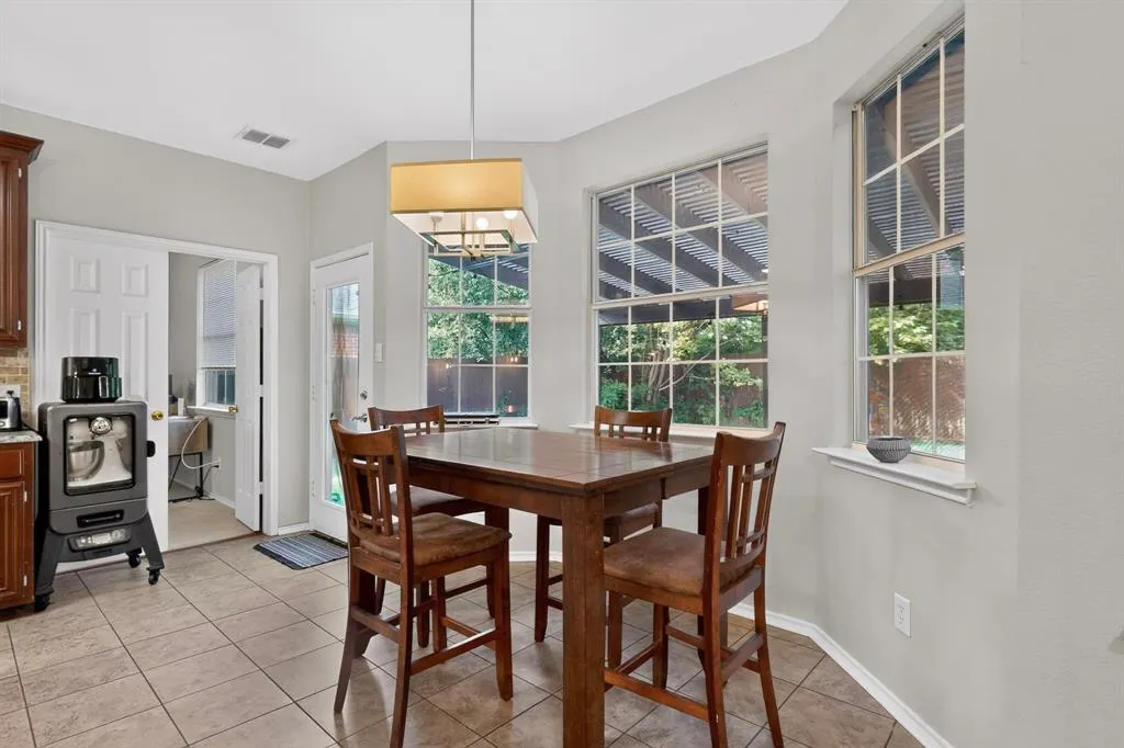 2109 Wentworth Drive