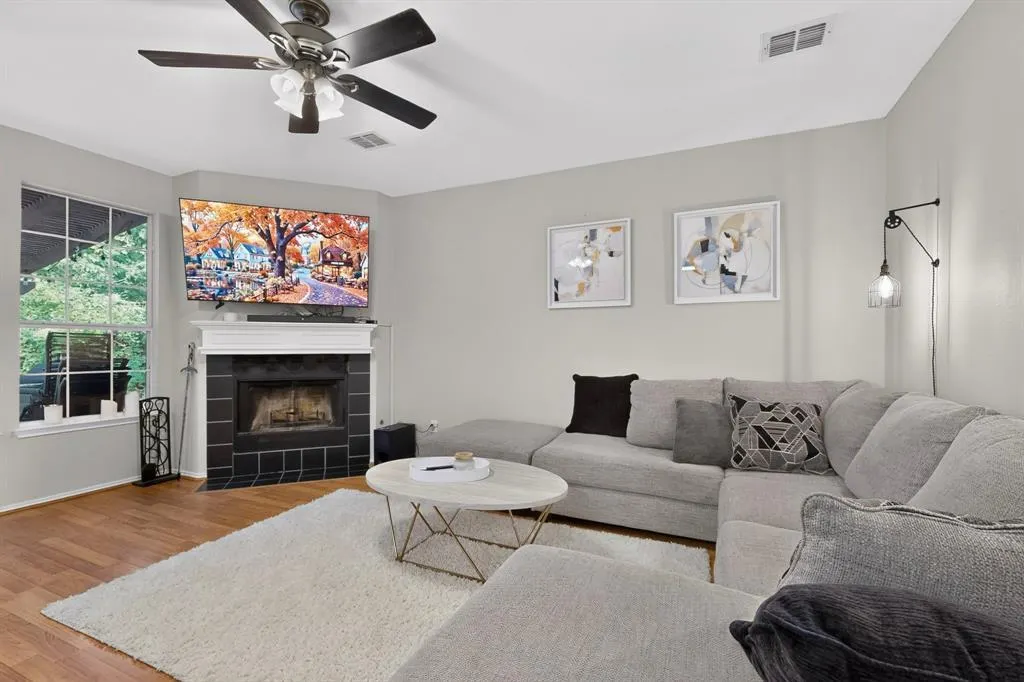 2109 Wentworth Drive