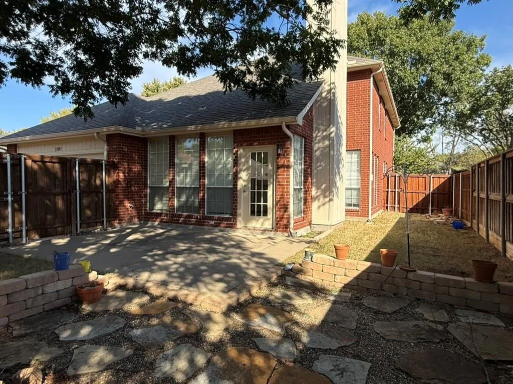12005 Chattanooga Drive