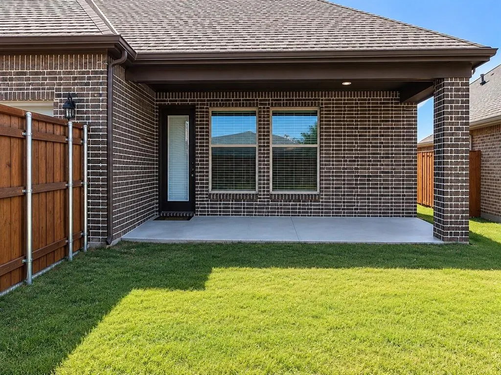1832 Tumblegrass Road