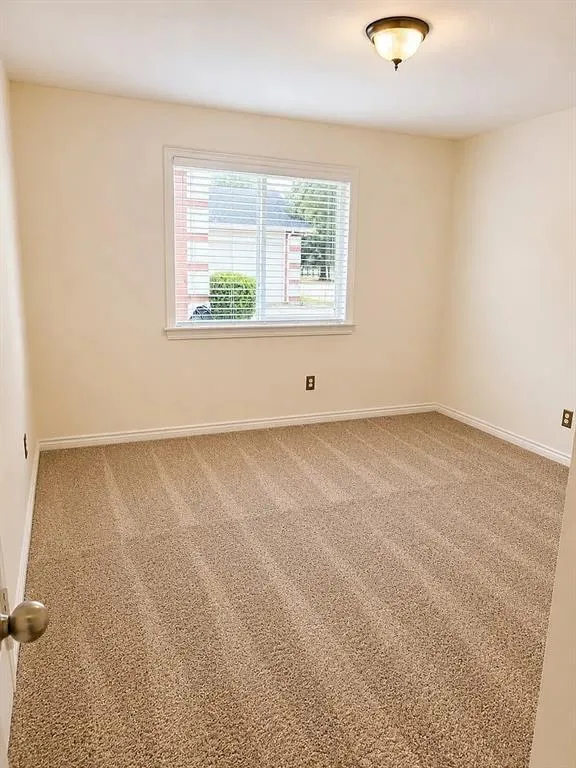 1207 Fox Trail Drive