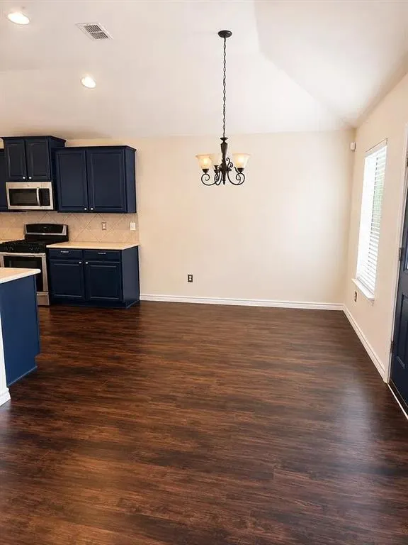 1207 Fox Trail Drive