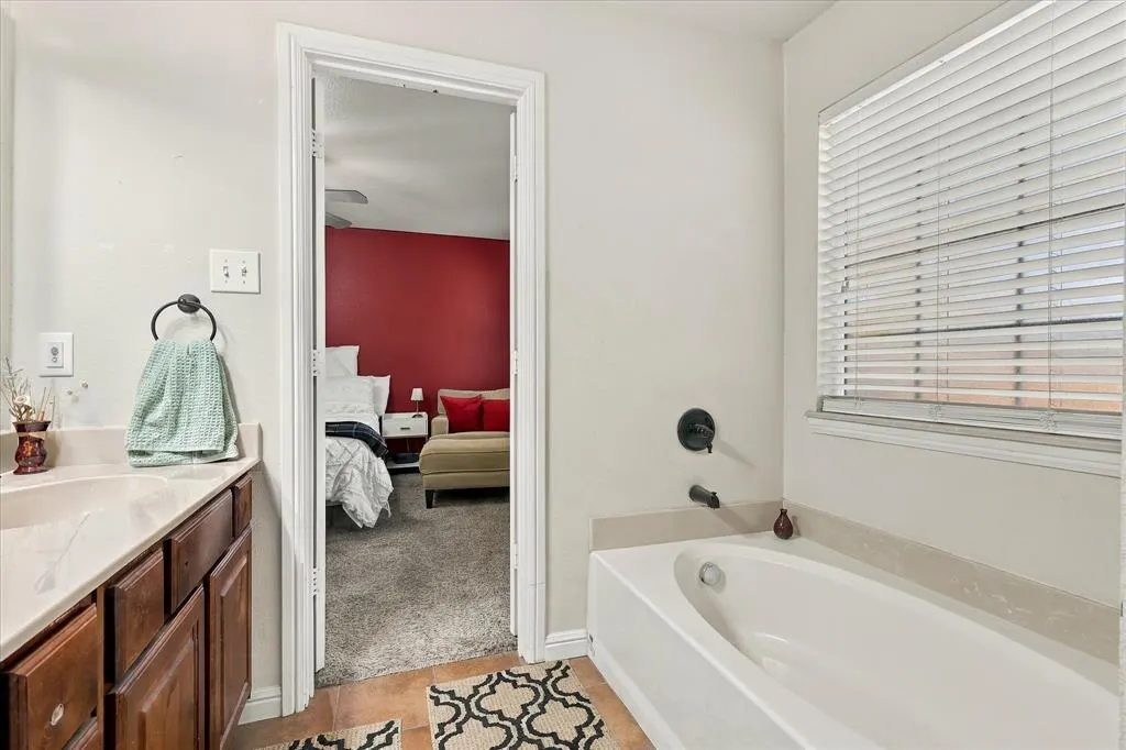 2924 Englefield Green