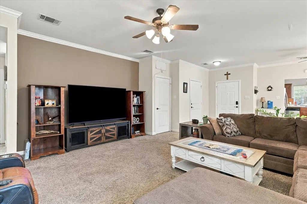 2924 Englefield Green
