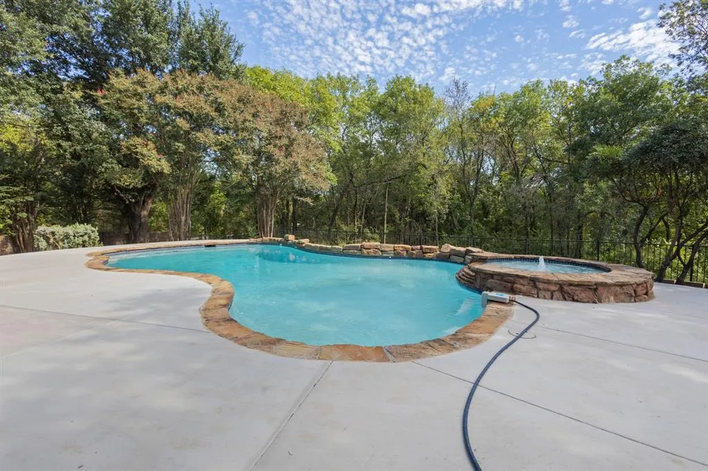 4510 Vista Creek Drive