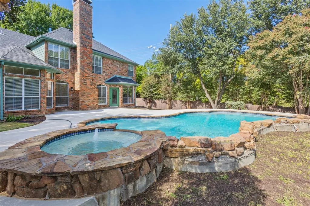 4510 Vista Creek Drive
