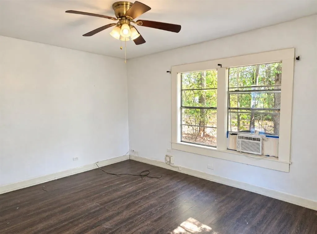 109 County Road 4835