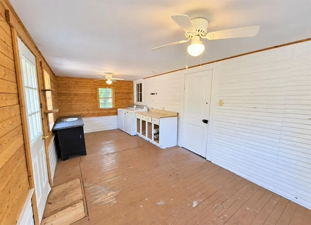 109 County Road 4835