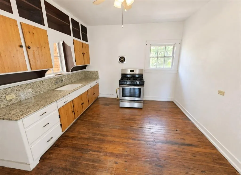 109 County Road 4835