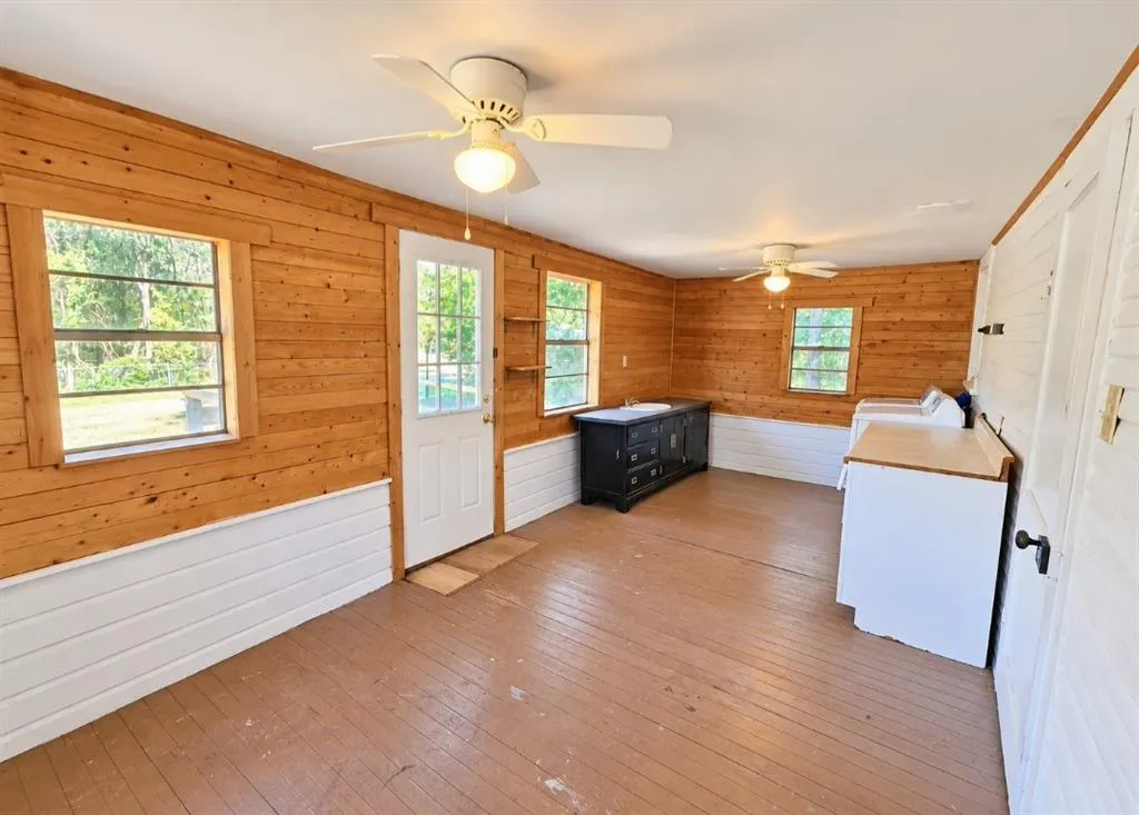 109 County Road 4835