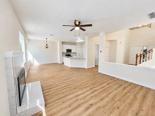 4617 Sandera Lane