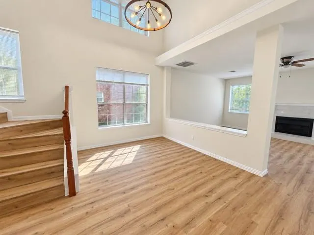 4617 Sandera Lane