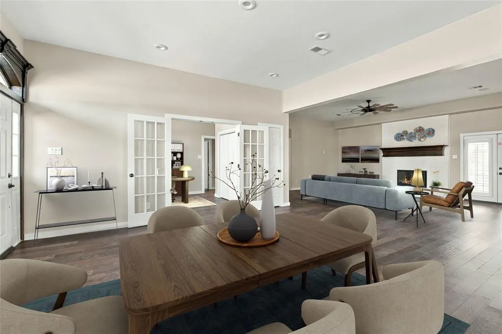 15 Brookhollow Circle