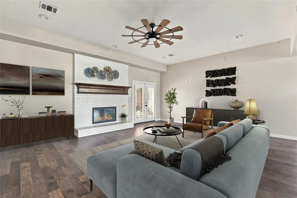 15 Brookhollow Circle