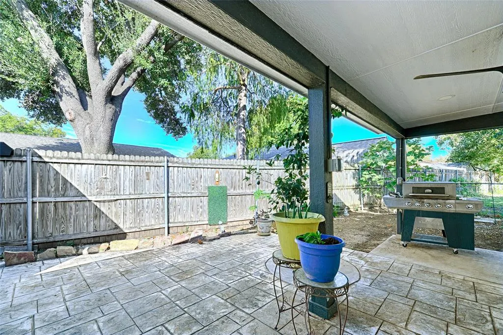 405 Vicki Street