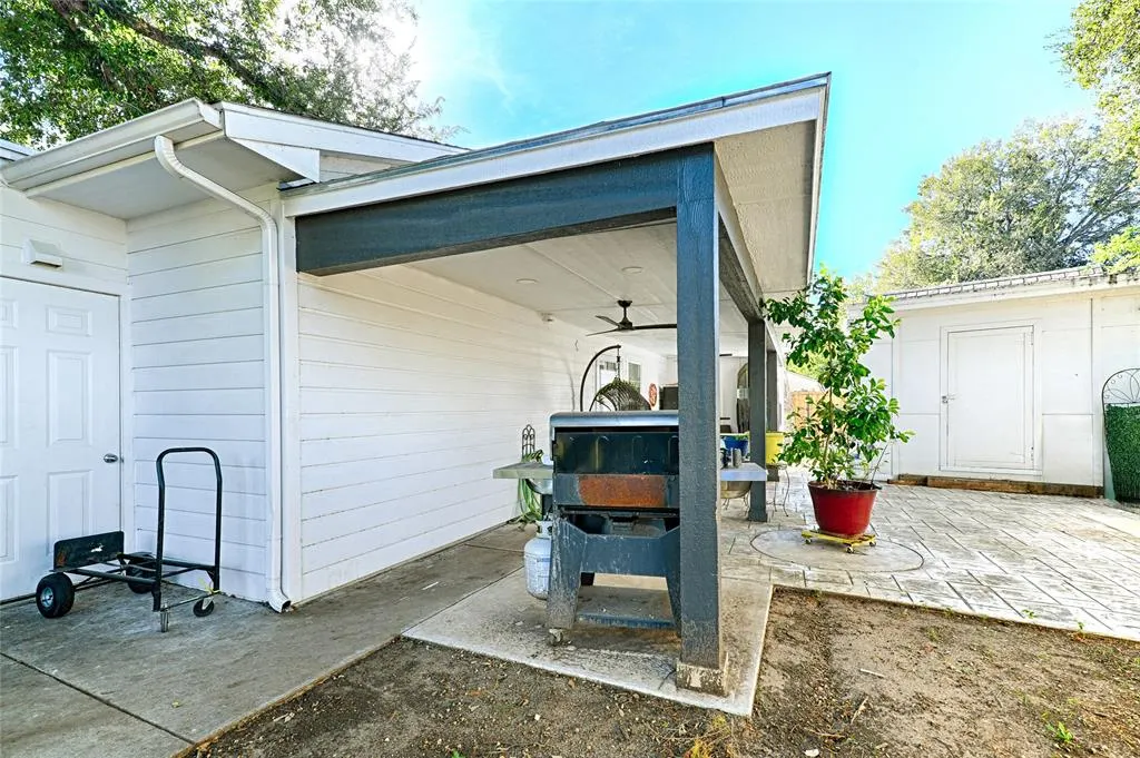 405 Vicki Street