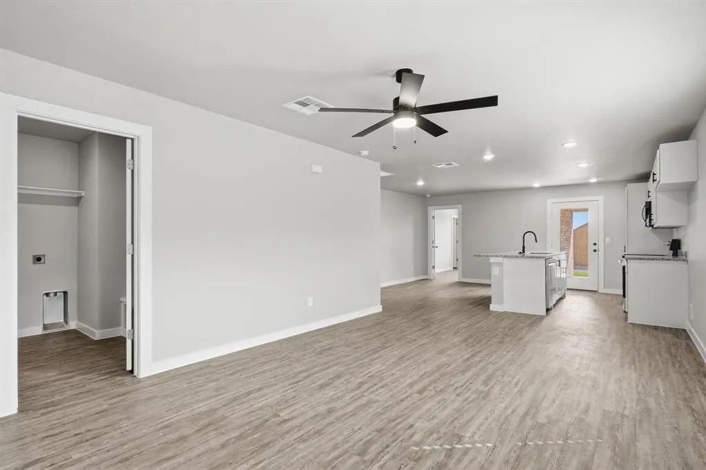 418 Elmont Street