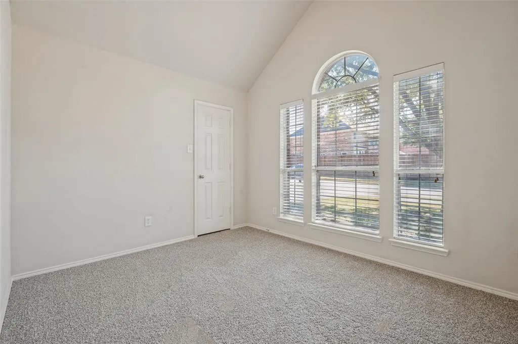 1021 Cherry Hill Lane