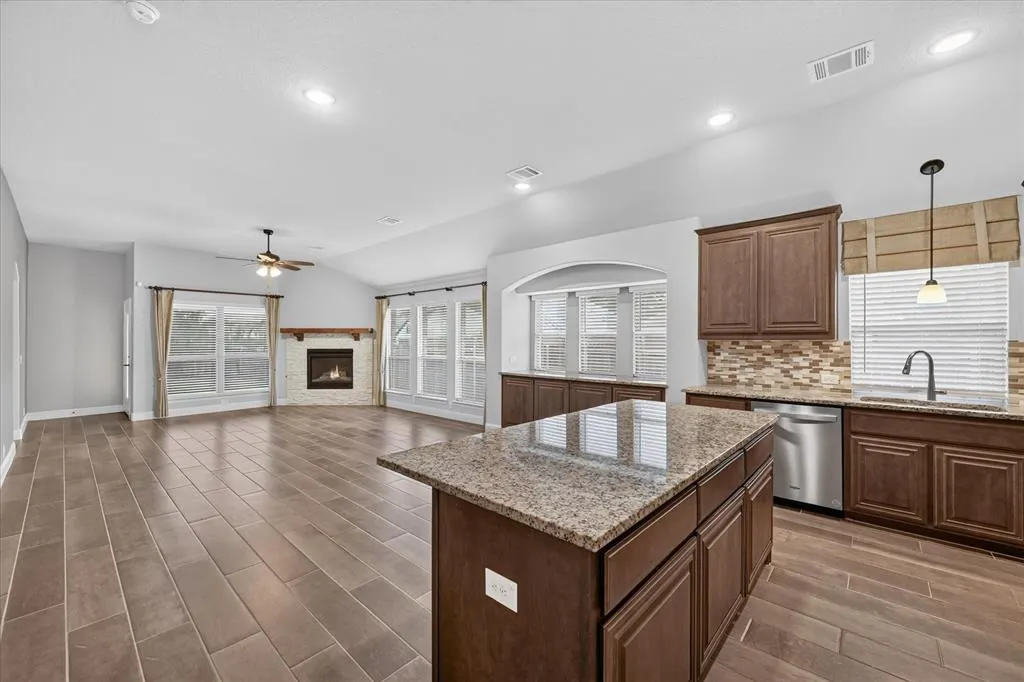 1941 Silverleaf Drive