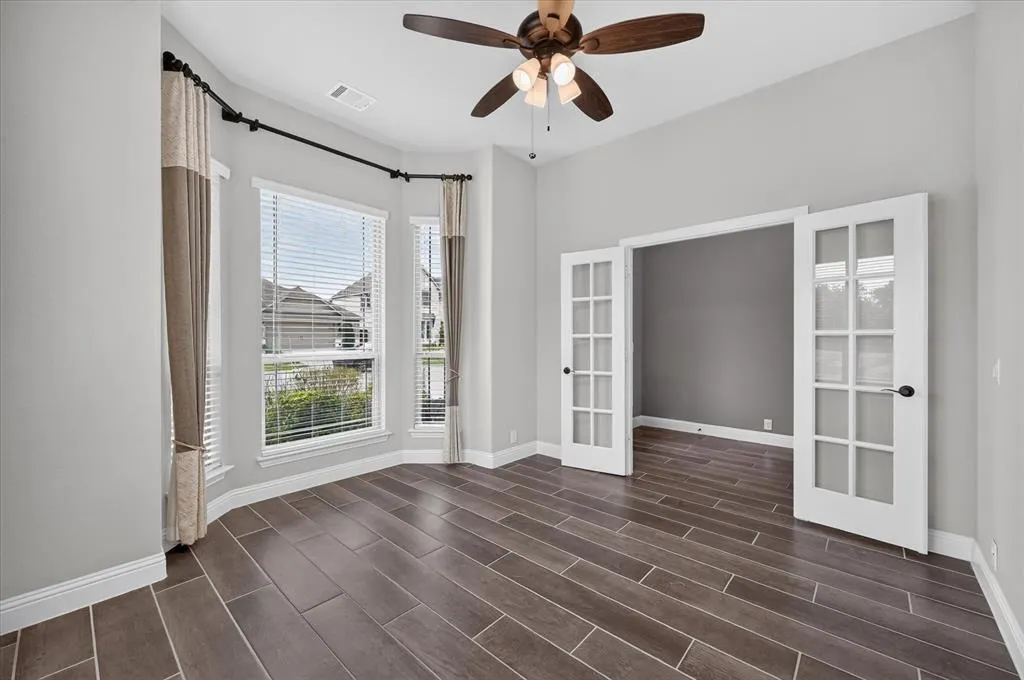 1941 Silverleaf Drive