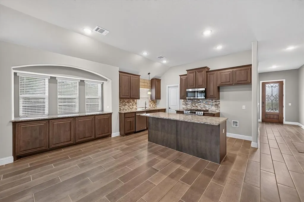 1941 Silverleaf Drive
