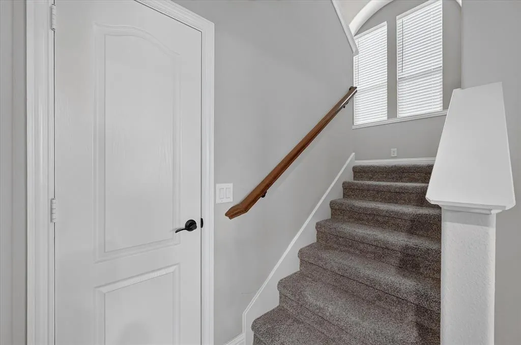 1941 Silverleaf Drive