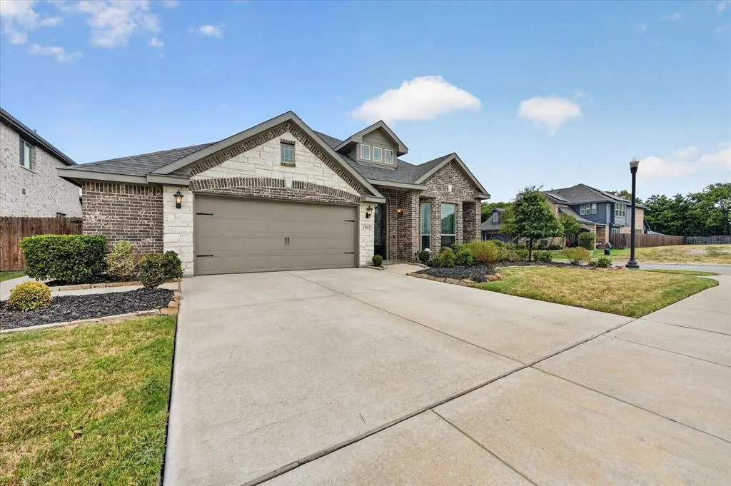 1941 Silverleaf Drive