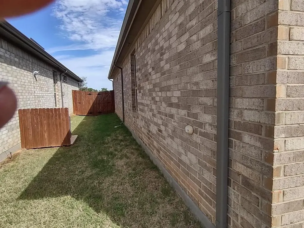 109 Blossom Trail