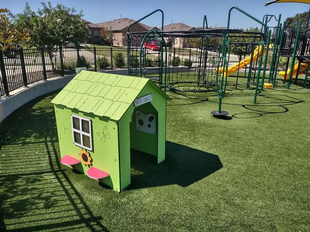 109 Blossom Trail