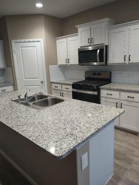 109 Blossom Trail