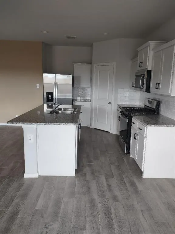 109 Blossom Trail