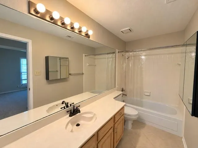 2410 Whispering Cove
