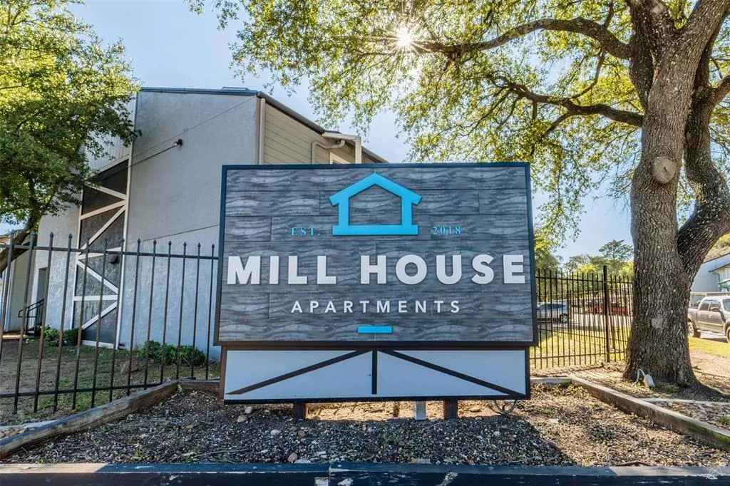 4302 Woodhollow Drive #227
