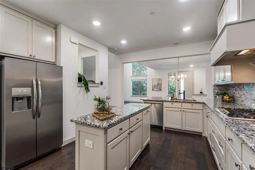 1423 Lamb Drive