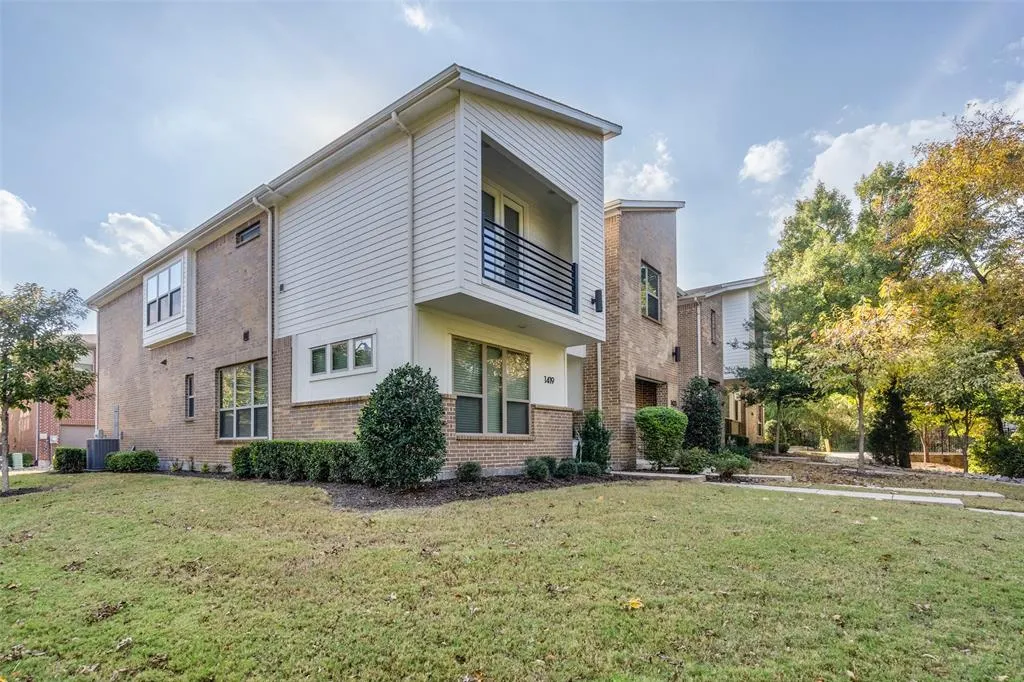 1423 Lamb Drive